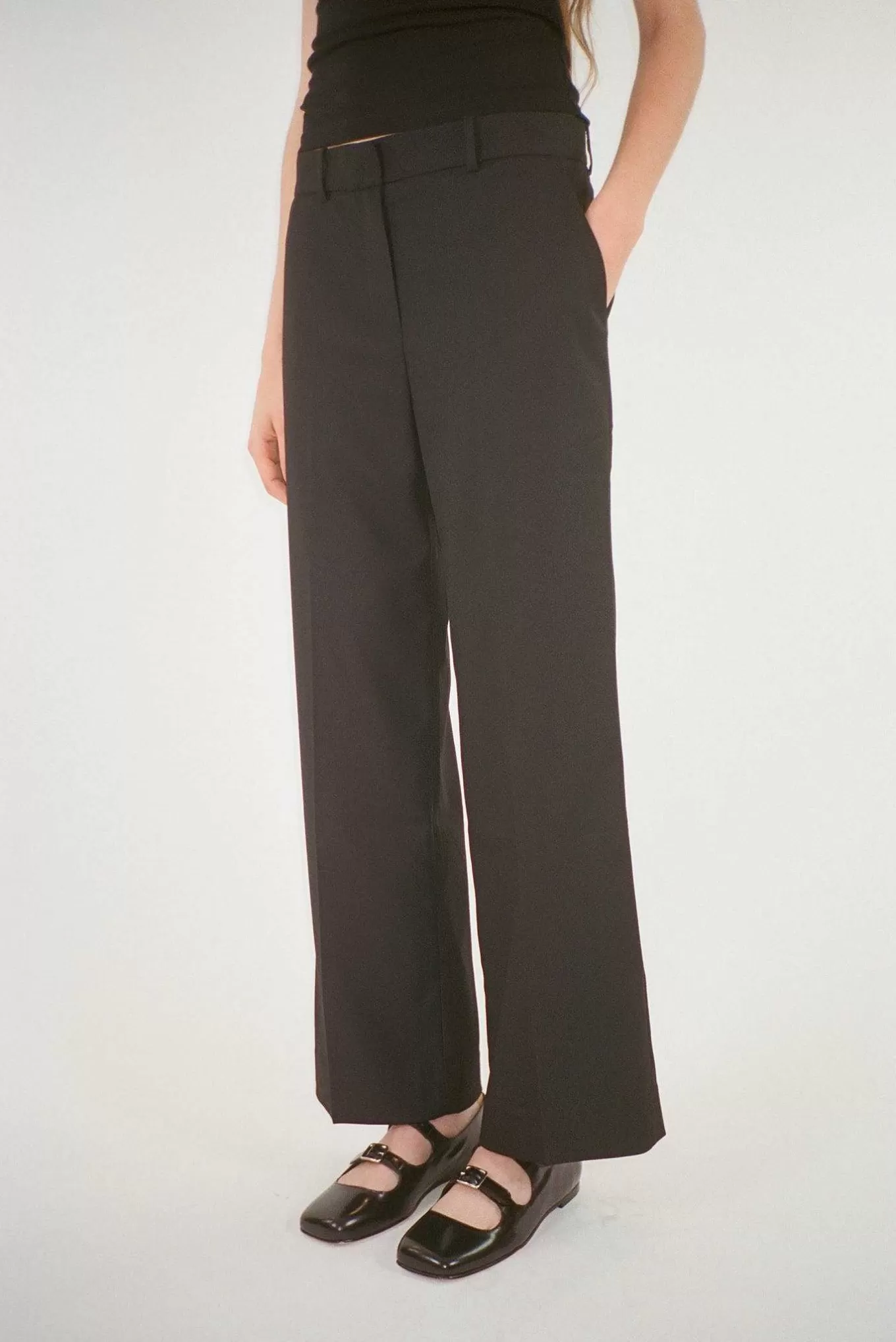 Cheap Sandy Liang Boxy Pant In Black