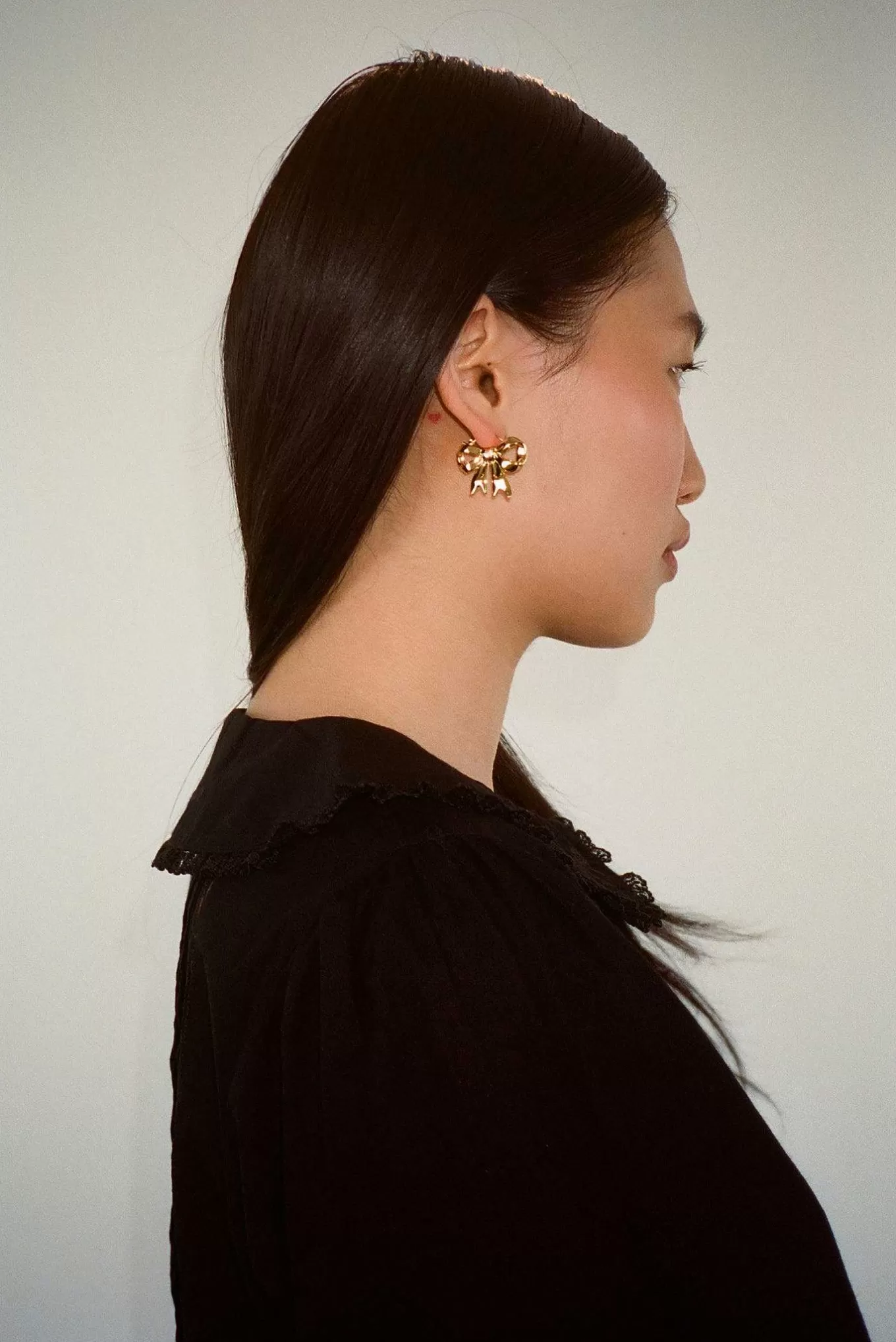 Clearance Sandy Liang Monyo Hoops In Gold